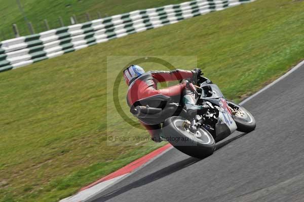 Motorcycle action photographs;Trackday digital images;cadwell;cadwell park photographs;event digital images;eventdigitalimages;motor racing louth lincolnshire;no limits trackdays;peter wileman photography;trackday;trackday photos