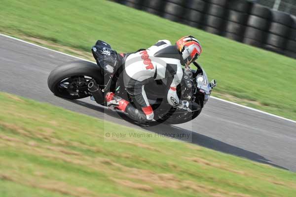 Motorcycle action photographs;Trackday digital images;cadwell;cadwell park photographs;event digital images;eventdigitalimages;motor racing louth lincolnshire;no limits trackdays;peter wileman photography;trackday;trackday photos
