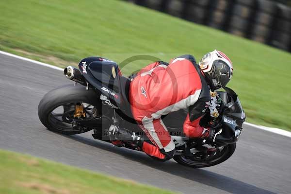 Motorcycle action photographs;Trackday digital images;cadwell;cadwell park photographs;event digital images;eventdigitalimages;motor racing louth lincolnshire;no limits trackdays;peter wileman photography;trackday;trackday photos