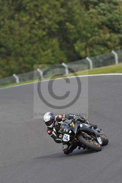 Motorcycle action photographs;Trackday digital images;cadwell;cadwell park photographs;event digital images;eventdigitalimages;motor racing louth lincolnshire;no limits trackdays;peter wileman photography;trackday;trackday photos