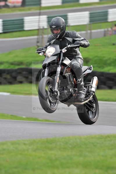 Motorcycle action photographs;Trackday digital images;cadwell;cadwell park photographs;event digital images;eventdigitalimages;motor racing louth lincolnshire;no limits trackdays;peter wileman photography;trackday;trackday photos