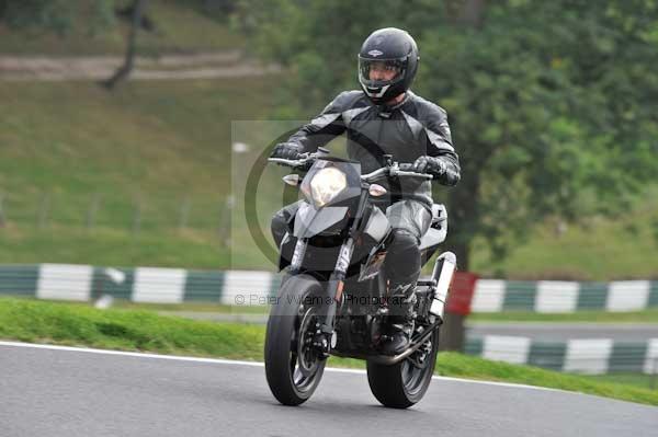 Motorcycle action photographs;Trackday digital images;cadwell;cadwell park photographs;event digital images;eventdigitalimages;motor racing louth lincolnshire;no limits trackdays;peter wileman photography;trackday;trackday photos