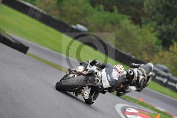 Motorcycle action photographs;Trackday digital images;cadwell;cadwell park photographs;event digital images;eventdigitalimages;motor racing louth lincolnshire;no limits trackdays;peter wileman photography;trackday;trackday photos