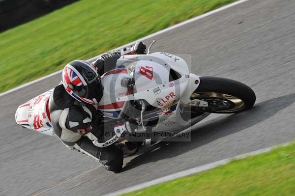Motorcycle action photographs;Trackday digital images;cadwell;cadwell park photographs;event digital images;eventdigitalimages;motor racing louth lincolnshire;no limits trackdays;peter wileman photography;trackday;trackday photos