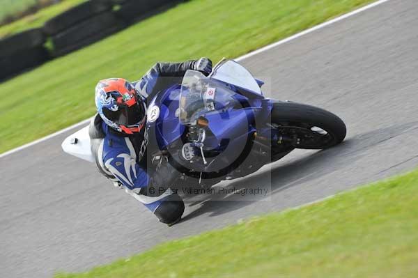 Motorcycle action photographs;Trackday digital images;cadwell;cadwell park photographs;event digital images;eventdigitalimages;motor racing louth lincolnshire;no limits trackdays;peter wileman photography;trackday;trackday photos