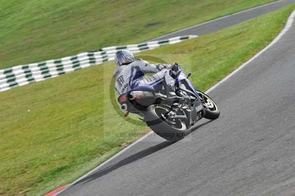 Motorcycle action photographs;Trackday digital images;cadwell;cadwell park photographs;event digital images;eventdigitalimages;motor racing louth lincolnshire;no limits trackdays;peter wileman photography;trackday;trackday photos