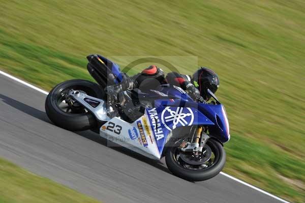 Motorcycle action photographs;Trackday digital images;cadwell;cadwell park photographs;event digital images;eventdigitalimages;motor racing louth lincolnshire;no limits trackdays;peter wileman photography;trackday;trackday photos