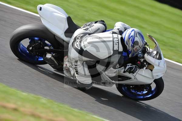 Motorcycle action photographs;Trackday digital images;cadwell;cadwell park photographs;event digital images;eventdigitalimages;motor racing louth lincolnshire;no limits trackdays;peter wileman photography;trackday;trackday photos