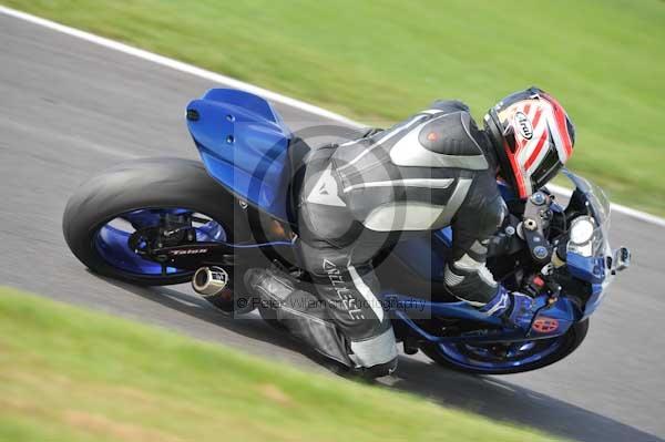 Motorcycle action photographs;Trackday digital images;cadwell;cadwell park photographs;event digital images;eventdigitalimages;motor racing louth lincolnshire;no limits trackdays;peter wileman photography;trackday;trackday photos