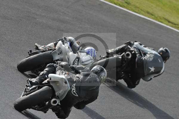 Motorcycle action photographs;Trackday digital images;cadwell;cadwell park photographs;event digital images;eventdigitalimages;motor racing louth lincolnshire;no limits trackdays;peter wileman photography;trackday;trackday photos