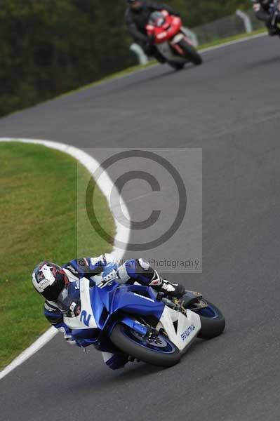 Motorcycle action photographs;Trackday digital images;cadwell;cadwell park photographs;event digital images;eventdigitalimages;motor racing louth lincolnshire;no limits trackdays;peter wileman photography;trackday;trackday photos