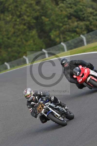 Motorcycle action photographs;Trackday digital images;cadwell;cadwell park photographs;event digital images;eventdigitalimages;motor racing louth lincolnshire;no limits trackdays;peter wileman photography;trackday;trackday photos