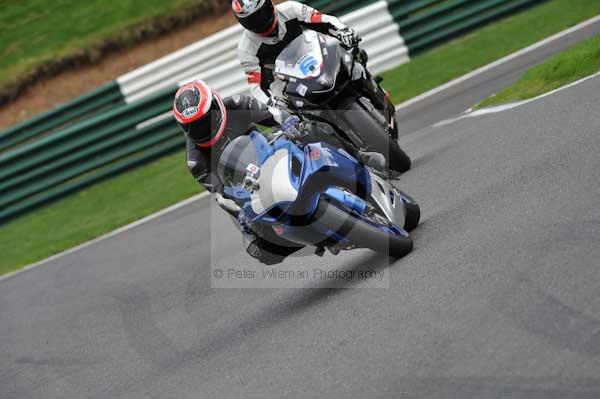 Motorcycle action photographs;Trackday digital images;cadwell;cadwell park photographs;event digital images;eventdigitalimages;motor racing louth lincolnshire;no limits trackdays;peter wileman photography;trackday;trackday photos