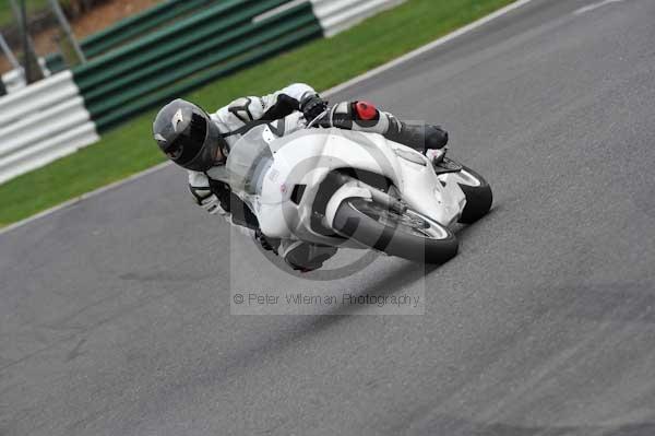 Motorcycle action photographs;Trackday digital images;cadwell;cadwell park photographs;event digital images;eventdigitalimages;motor racing louth lincolnshire;no limits trackdays;peter wileman photography;trackday;trackday photos