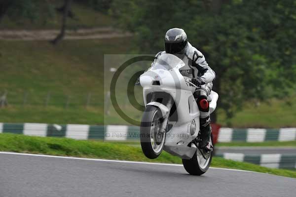 Motorcycle action photographs;Trackday digital images;cadwell;cadwell park photographs;event digital images;eventdigitalimages;motor racing louth lincolnshire;no limits trackdays;peter wileman photography;trackday;trackday photos