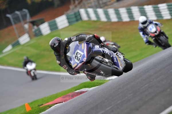 Motorcycle action photographs;Trackday digital images;cadwell;cadwell park photographs;event digital images;eventdigitalimages;motor racing louth lincolnshire;no limits trackdays;peter wileman photography;trackday;trackday photos