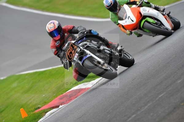 Motorcycle action photographs;Trackday digital images;cadwell;cadwell park photographs;event digital images;eventdigitalimages;motor racing louth lincolnshire;no limits trackdays;peter wileman photography;trackday;trackday photos