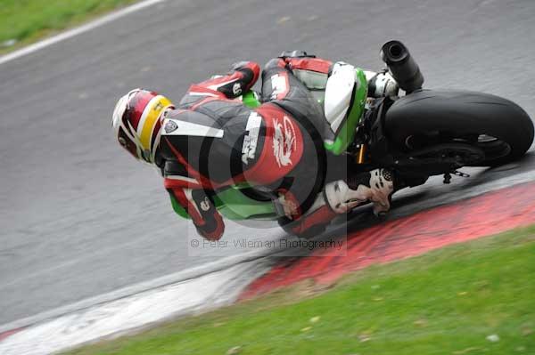 Motorcycle action photographs;Trackday digital images;cadwell;cadwell park photographs;event digital images;eventdigitalimages;motor racing louth lincolnshire;no limits trackdays;peter wileman photography;trackday;trackday photos