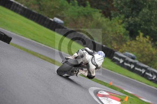 Motorcycle action photographs;Trackday digital images;cadwell;cadwell park photographs;event digital images;eventdigitalimages;motor racing louth lincolnshire;no limits trackdays;peter wileman photography;trackday;trackday photos