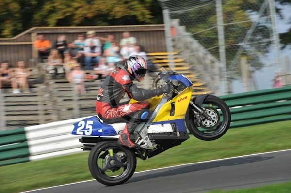 Motorcycle action photographs;Trackday digital images;cadwell;cadwell park photographs;event digital images;eventdigitalimages;motor racing louth lincolnshire;no limits trackdays;peter wileman photography;trackday;trackday photos