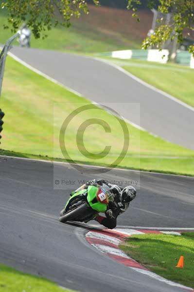 Motorcycle action photographs;Trackday digital images;cadwell;cadwell park photographs;event digital images;eventdigitalimages;motor racing louth lincolnshire;no limits trackdays;peter wileman photography;trackday;trackday photos