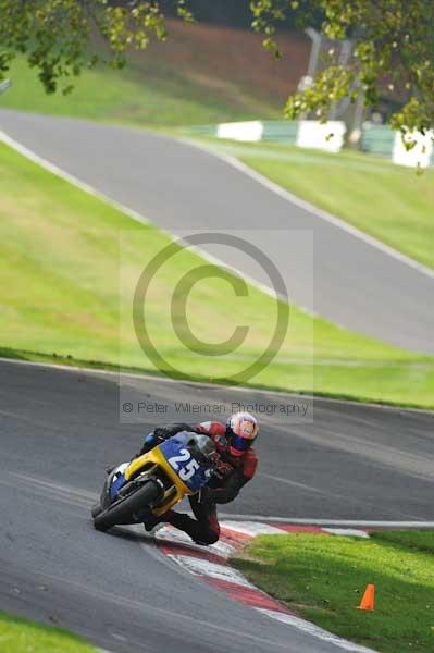 Motorcycle action photographs;Trackday digital images;cadwell;cadwell park photographs;event digital images;eventdigitalimages;motor racing louth lincolnshire;no limits trackdays;peter wileman photography;trackday;trackday photos