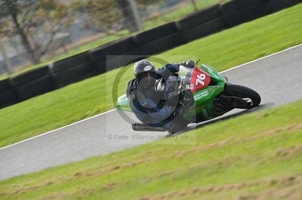 Motorcycle action photographs;Trackday digital images;cadwell;cadwell park photographs;event digital images;eventdigitalimages;motor racing louth lincolnshire;no limits trackdays;peter wileman photography;trackday;trackday photos
