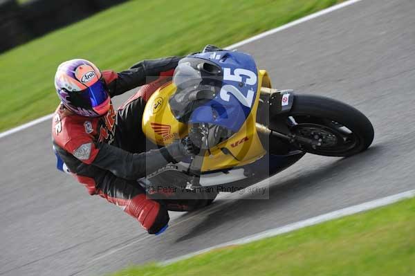 Motorcycle action photographs;Trackday digital images;cadwell;cadwell park photographs;event digital images;eventdigitalimages;motor racing louth lincolnshire;no limits trackdays;peter wileman photography;trackday;trackday photos