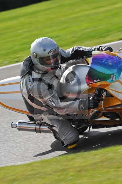 Motorcycle action photographs;Trackday digital images;cadwell;cadwell park photographs;event digital images;eventdigitalimages;motor racing louth lincolnshire;no limits trackdays;peter wileman photography;trackday;trackday photos