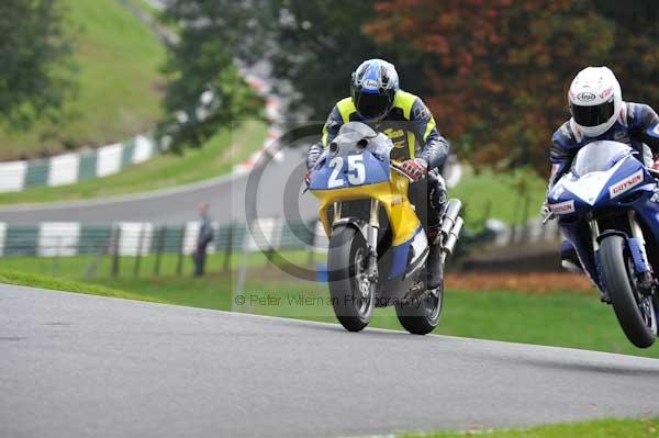 Motorcycle action photographs;Trackday digital images;cadwell;cadwell park photographs;event digital images;eventdigitalimages;motor racing louth lincolnshire;no limits trackdays;peter wileman photography;trackday;trackday photos
