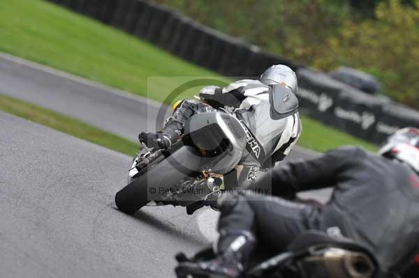 Motorcycle action photographs;Trackday digital images;cadwell;cadwell park photographs;event digital images;eventdigitalimages;motor racing louth lincolnshire;no limits trackdays;peter wileman photography;trackday;trackday photos