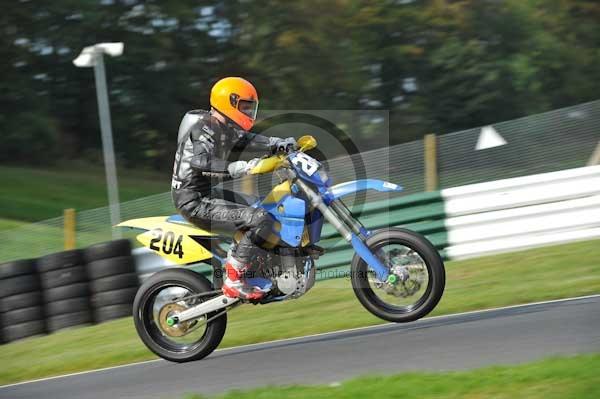 Motorcycle action photographs;Trackday digital images;cadwell;cadwell park photographs;event digital images;eventdigitalimages;motor racing louth lincolnshire;no limits trackdays;peter wileman photography;trackday;trackday photos
