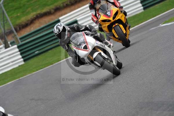 Motorcycle action photographs;Trackday digital images;cadwell;cadwell park photographs;event digital images;eventdigitalimages;motor racing louth lincolnshire;no limits trackdays;peter wileman photography;trackday;trackday photos