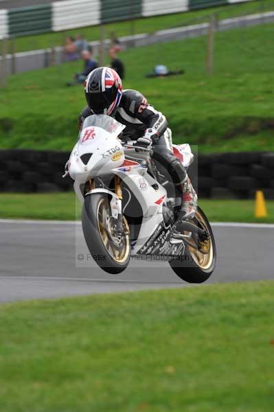 Motorcycle action photographs;Trackday digital images;cadwell;cadwell park photographs;event digital images;eventdigitalimages;motor racing louth lincolnshire;no limits trackdays;peter wileman photography;trackday;trackday photos