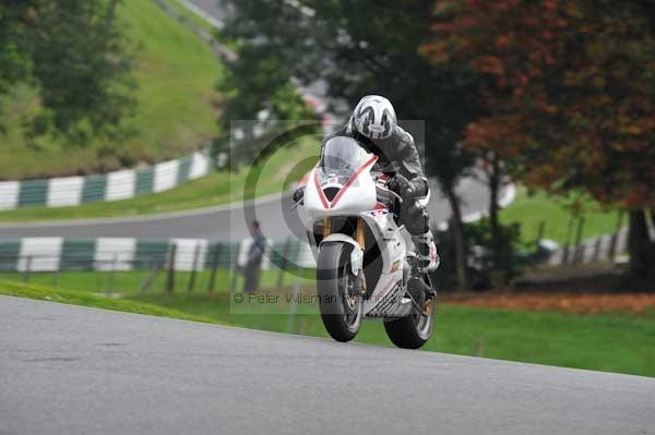 Motorcycle action photographs;Trackday digital images;cadwell;cadwell park photographs;event digital images;eventdigitalimages;motor racing louth lincolnshire;no limits trackdays;peter wileman photography;trackday;trackday photos