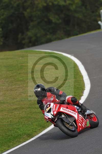 Motorcycle action photographs;Trackday digital images;cadwell;cadwell park photographs;event digital images;eventdigitalimages;motor racing louth lincolnshire;no limits trackdays;peter wileman photography;trackday;trackday photos