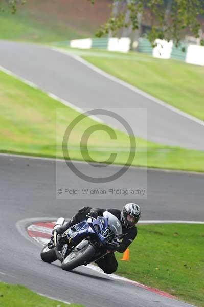 Motorcycle action photographs;Trackday digital images;cadwell;cadwell park photographs;event digital images;eventdigitalimages;motor racing louth lincolnshire;no limits trackdays;peter wileman photography;trackday;trackday photos
