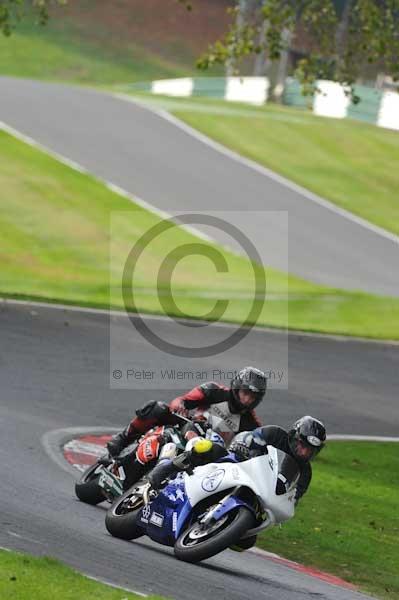 Motorcycle action photographs;Trackday digital images;cadwell;cadwell park photographs;event digital images;eventdigitalimages;motor racing louth lincolnshire;no limits trackdays;peter wileman photography;trackday;trackday photos