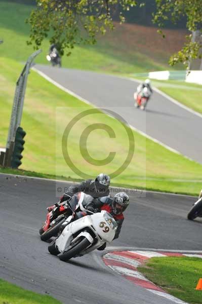Motorcycle action photographs;Trackday digital images;cadwell;cadwell park photographs;event digital images;eventdigitalimages;motor racing louth lincolnshire;no limits trackdays;peter wileman photography;trackday;trackday photos