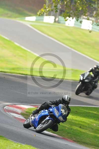 Motorcycle action photographs;Trackday digital images;cadwell;cadwell park photographs;event digital images;eventdigitalimages;motor racing louth lincolnshire;no limits trackdays;peter wileman photography;trackday;trackday photos