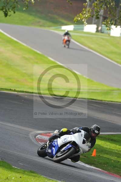 Motorcycle action photographs;Trackday digital images;cadwell;cadwell park photographs;event digital images;eventdigitalimages;motor racing louth lincolnshire;no limits trackdays;peter wileman photography;trackday;trackday photos