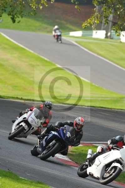 Motorcycle action photographs;Trackday digital images;cadwell;cadwell park photographs;event digital images;eventdigitalimages;motor racing louth lincolnshire;no limits trackdays;peter wileman photography;trackday;trackday photos