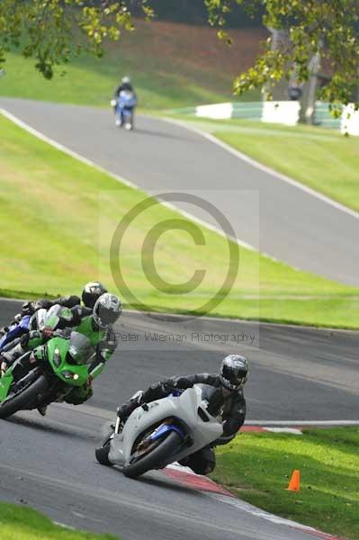 Motorcycle action photographs;Trackday digital images;cadwell;cadwell park photographs;event digital images;eventdigitalimages;motor racing louth lincolnshire;no limits trackdays;peter wileman photography;trackday;trackday photos