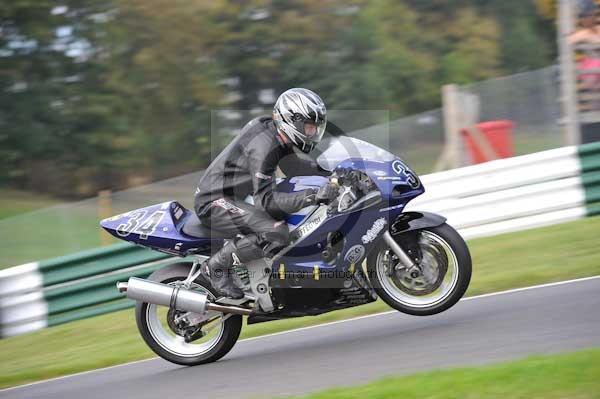 Motorcycle action photographs;Trackday digital images;cadwell;cadwell park photographs;event digital images;eventdigitalimages;motor racing louth lincolnshire;no limits trackdays;peter wileman photography;trackday;trackday photos