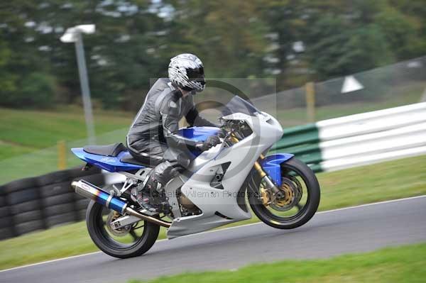 Motorcycle action photographs;Trackday digital images;cadwell;cadwell park photographs;event digital images;eventdigitalimages;motor racing louth lincolnshire;no limits trackdays;peter wileman photography;trackday;trackday photos