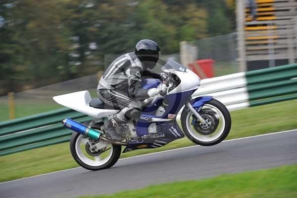 Motorcycle action photographs;Trackday digital images;cadwell;cadwell park photographs;event digital images;eventdigitalimages;motor racing louth lincolnshire;no limits trackdays;peter wileman photography;trackday;trackday photos