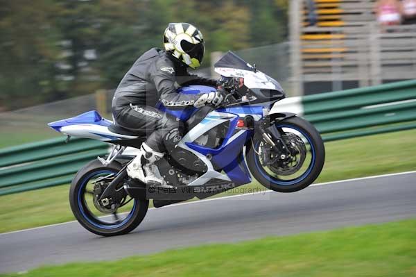 Motorcycle action photographs;Trackday digital images;cadwell;cadwell park photographs;event digital images;eventdigitalimages;motor racing louth lincolnshire;no limits trackdays;peter wileman photography;trackday;trackday photos