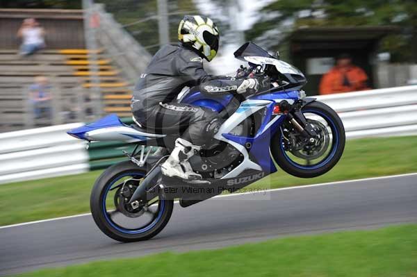Motorcycle action photographs;Trackday digital images;cadwell;cadwell park photographs;event digital images;eventdigitalimages;motor racing louth lincolnshire;no limits trackdays;peter wileman photography;trackday;trackday photos