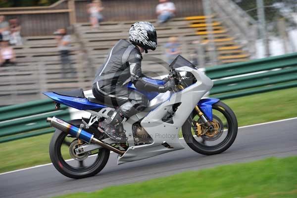 Motorcycle action photographs;Trackday digital images;cadwell;cadwell park photographs;event digital images;eventdigitalimages;motor racing louth lincolnshire;no limits trackdays;peter wileman photography;trackday;trackday photos