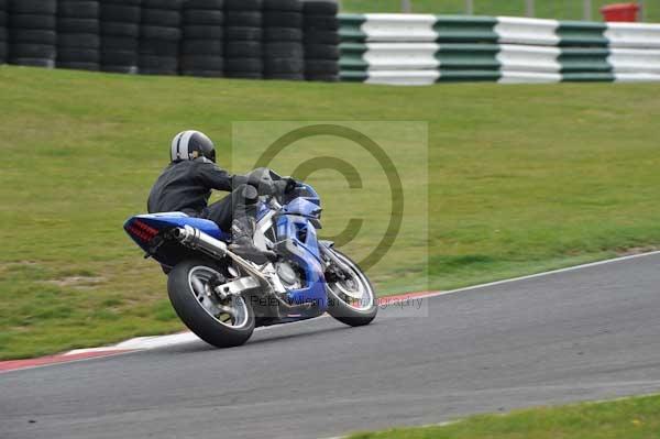 Motorcycle action photographs;Trackday digital images;cadwell;cadwell park photographs;event digital images;eventdigitalimages;motor racing louth lincolnshire;no limits trackdays;peter wileman photography;trackday;trackday photos
